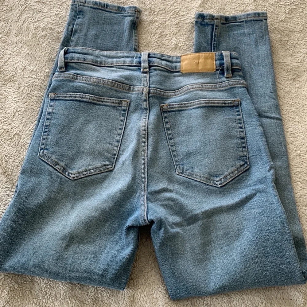 🌸Zara | High Rise Skinny Jeans - Picture 3 of 8